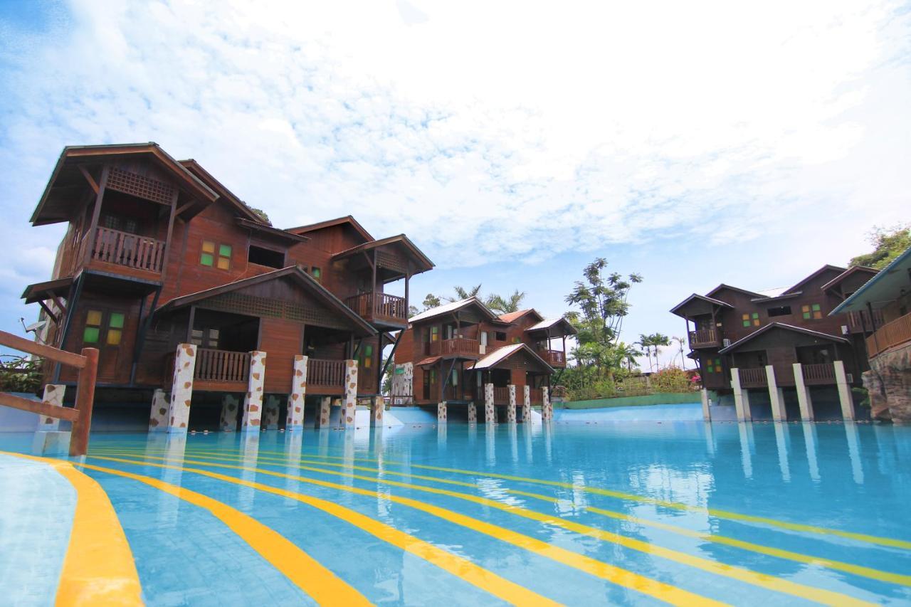 Eagle Ranch Resort Port Dickson Exterior foto