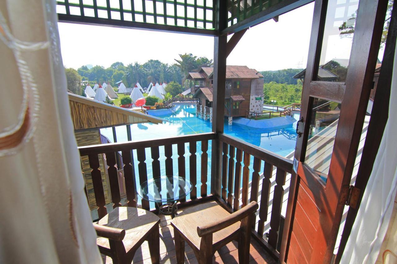 Eagle Ranch Resort Port Dickson Exterior foto